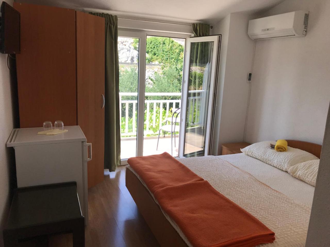 Room Ivana Neum Exterior foto