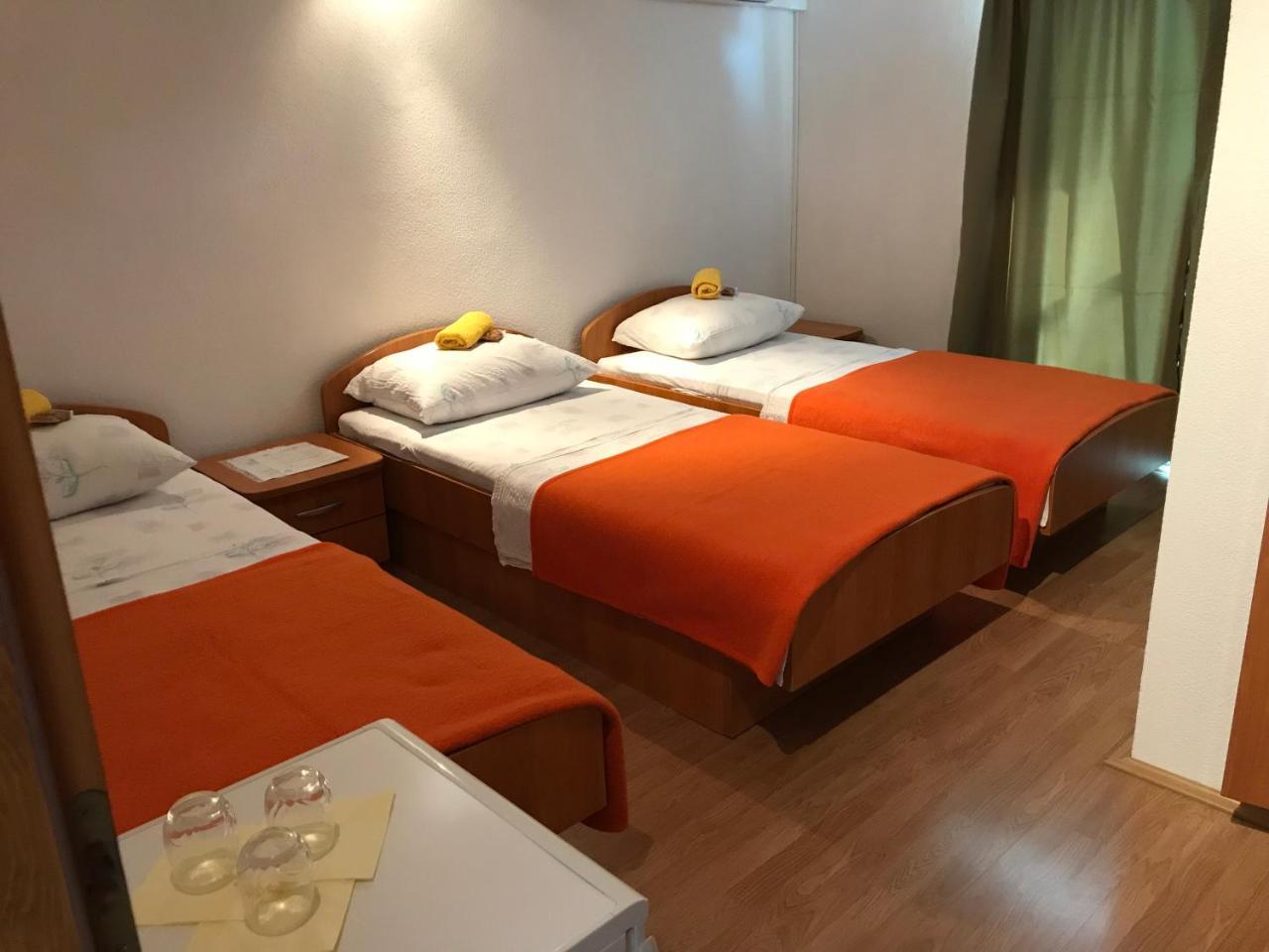 Room Ivana Neum Exterior foto