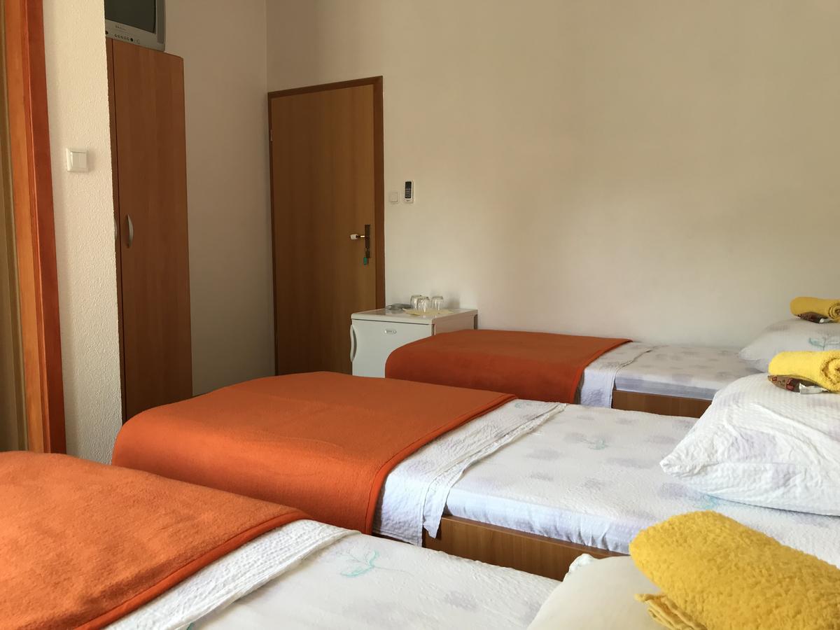 Room Ivana Neum Exterior foto