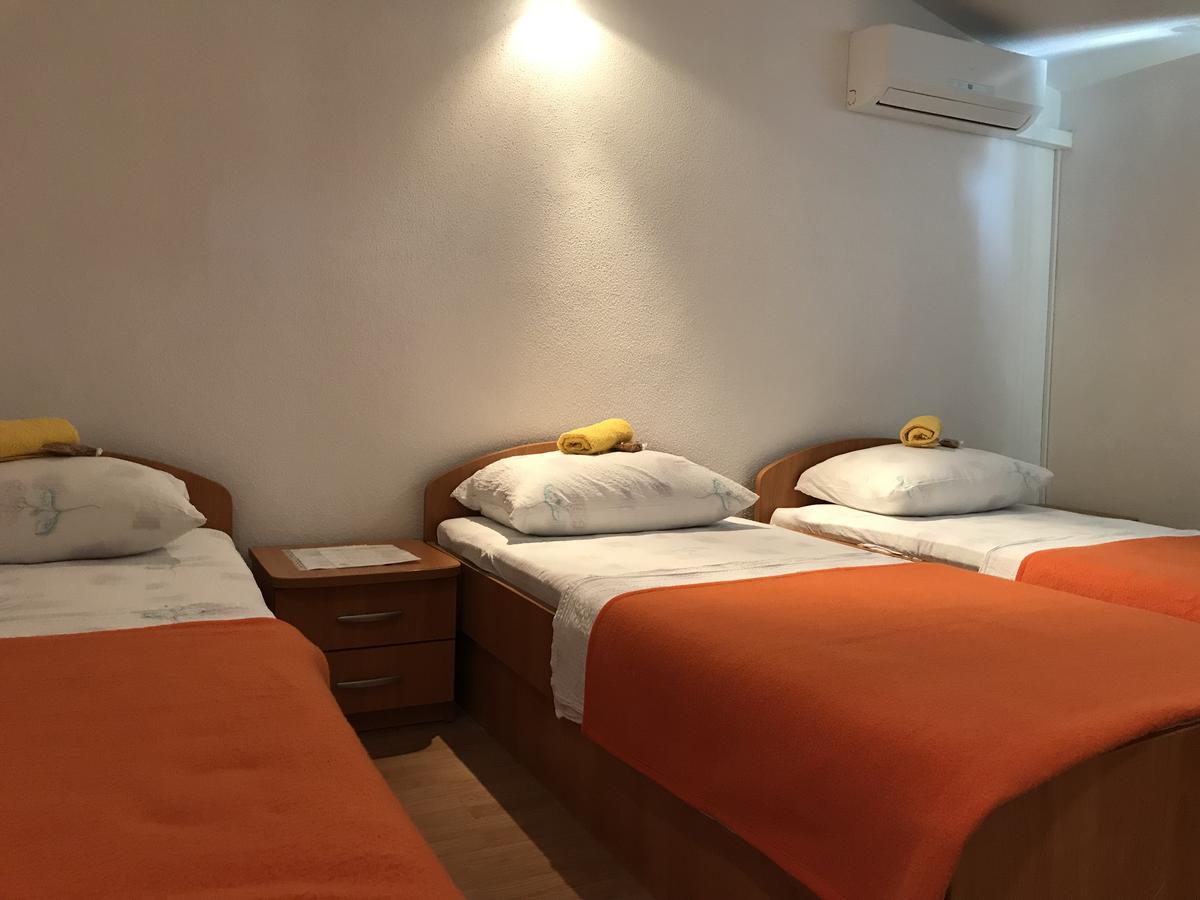 Room Ivana Neum Exterior foto